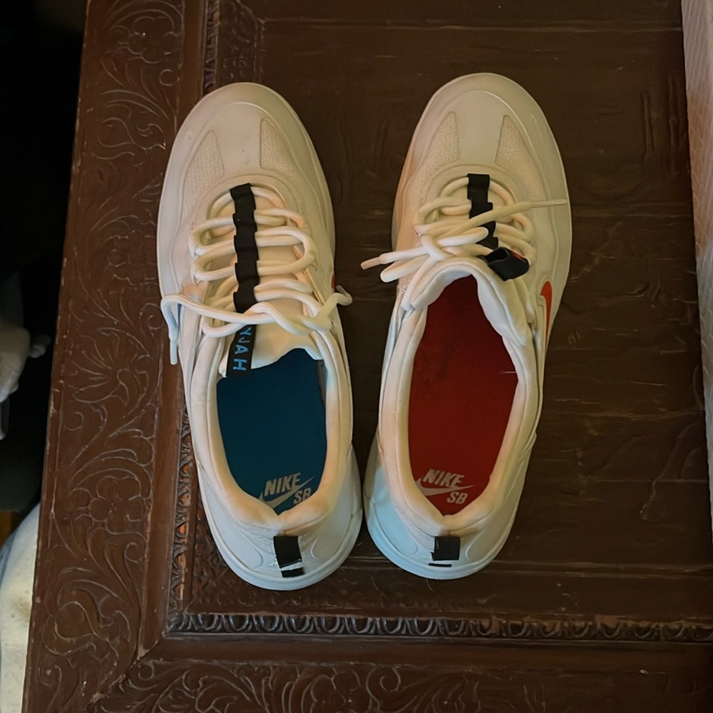 Women’s Nyjah Sneakers